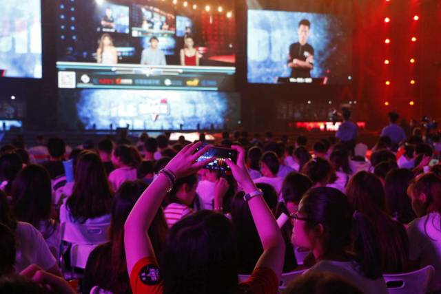 现状态下滑 现状态下滑